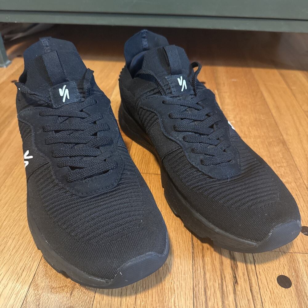 Rival Reign Mens Size 13 Athleisure Shoes Sneakers Black Gray White